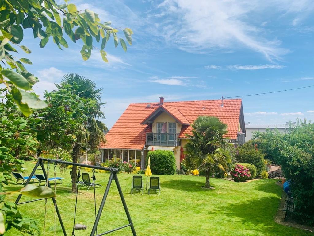 Gaestehaus Helbighof Neustadt an der Weinstraße エクステリア 写真